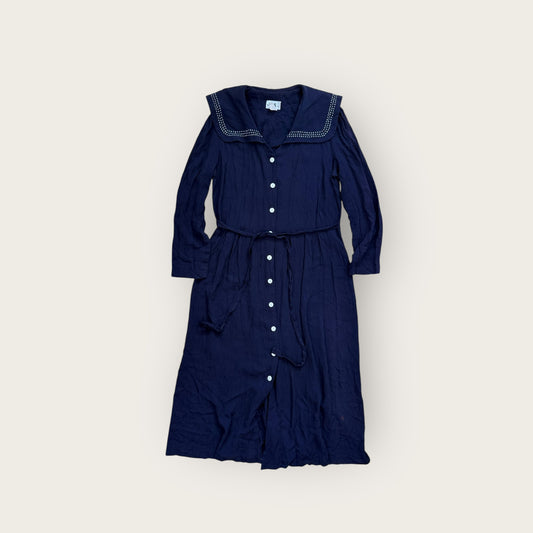 Large collar one-piece cardigan