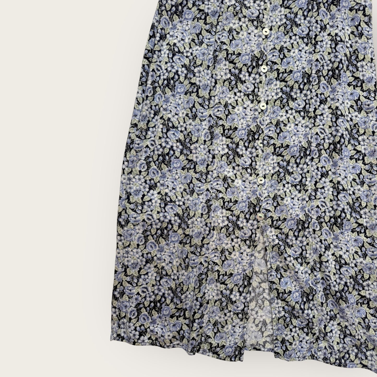 Small floral print tight dress